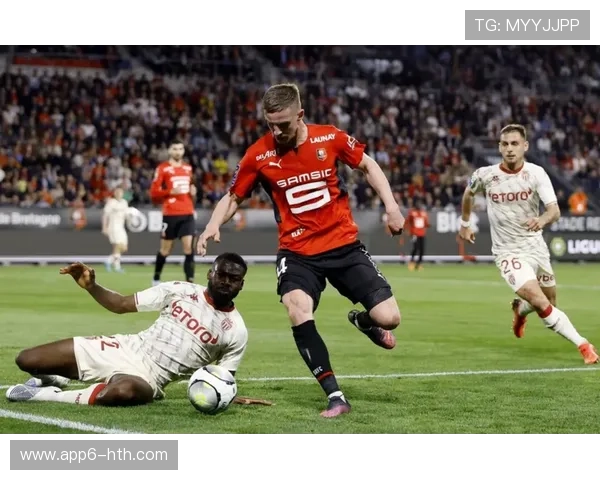 朗斯客场4-1逆转摩纳哥,积分紧追榜首集团 朗斯客场4-1逆转摩纳哥,积分紧追榜首集团